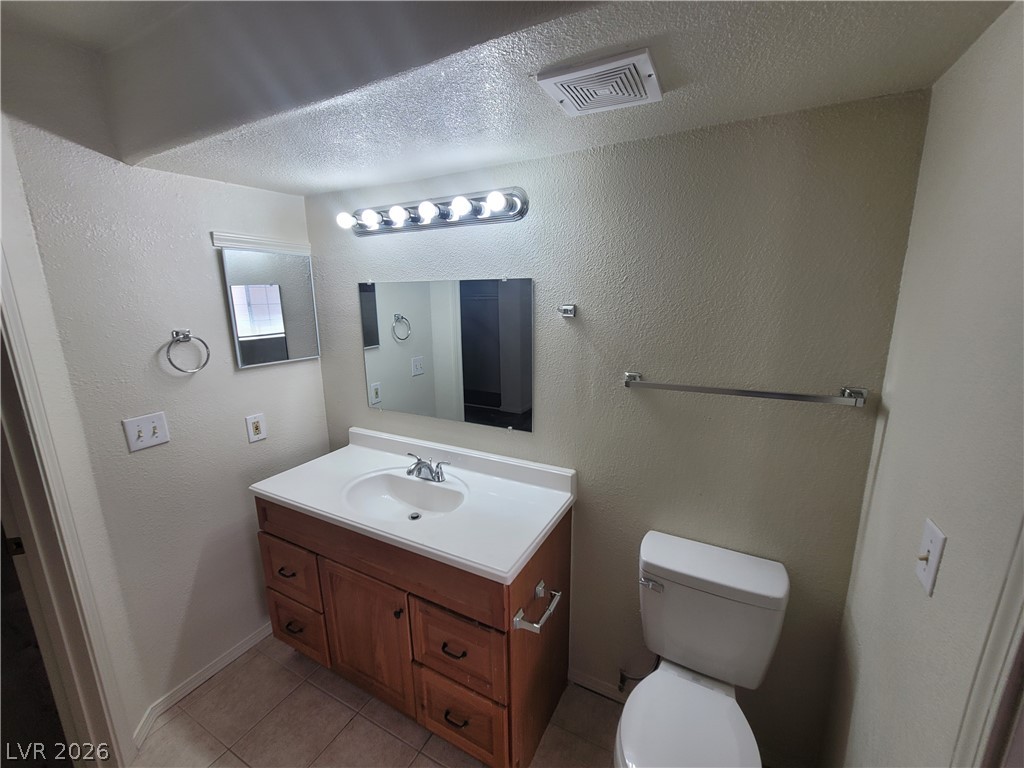 1608 North Torrey Pines Drive 103 Property Photo 30