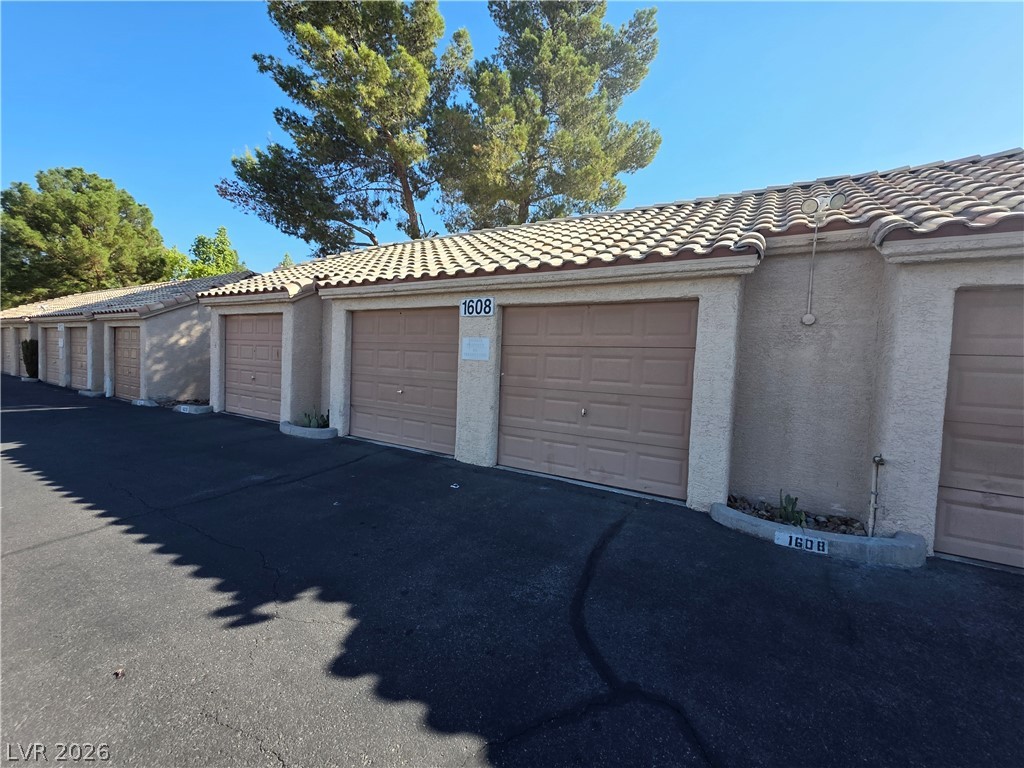 1608 North Torrey Pines Drive 103 Property Photo 42