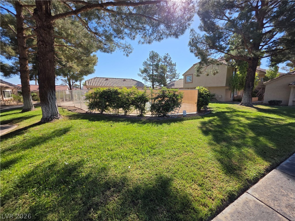 1608 North Torrey Pines Drive 103 Property Photo 45