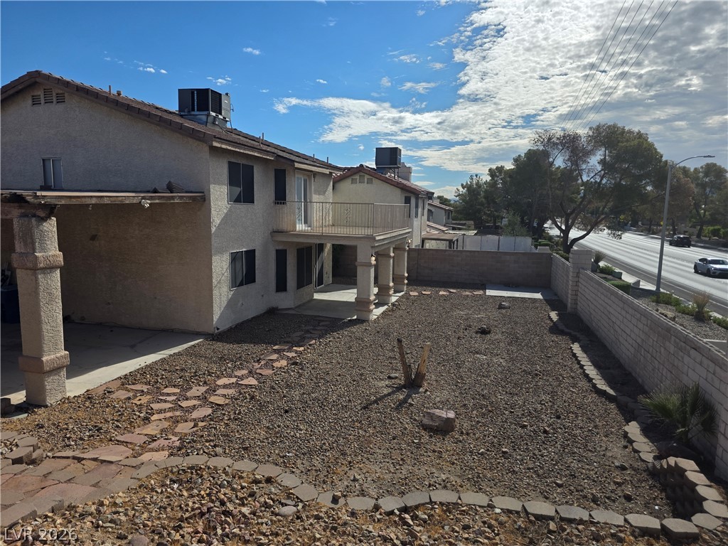 2813 Cacto Court Property Photo 4