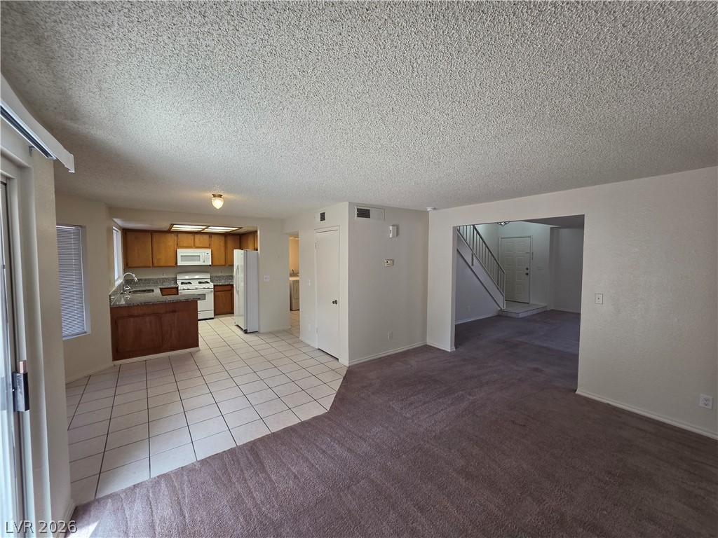 2813 Cacto Court Property Photo 8