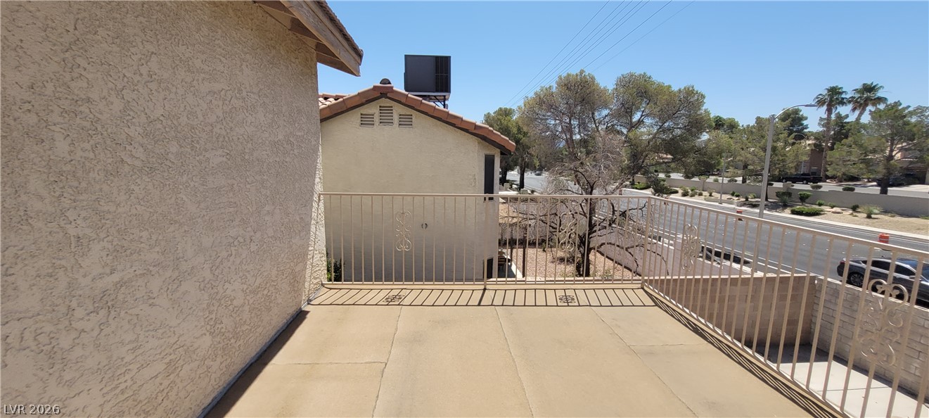 2813 Cacto Court Property Photo 10