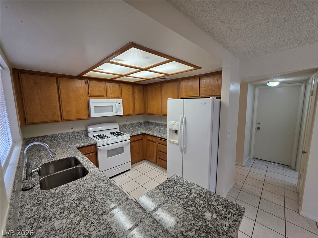 2813 Cacto Court Property Photo 10