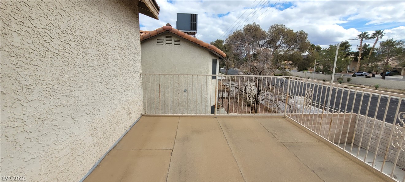 2813 Cacto Court Property Photo 12