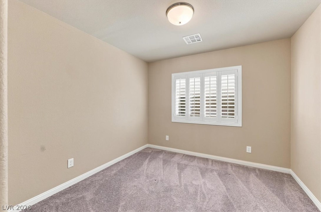 5238 Lake Sonoma Avenue Property Photo 13