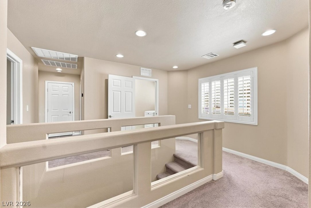 5238 Lake Sonoma Avenue Property Photo 15