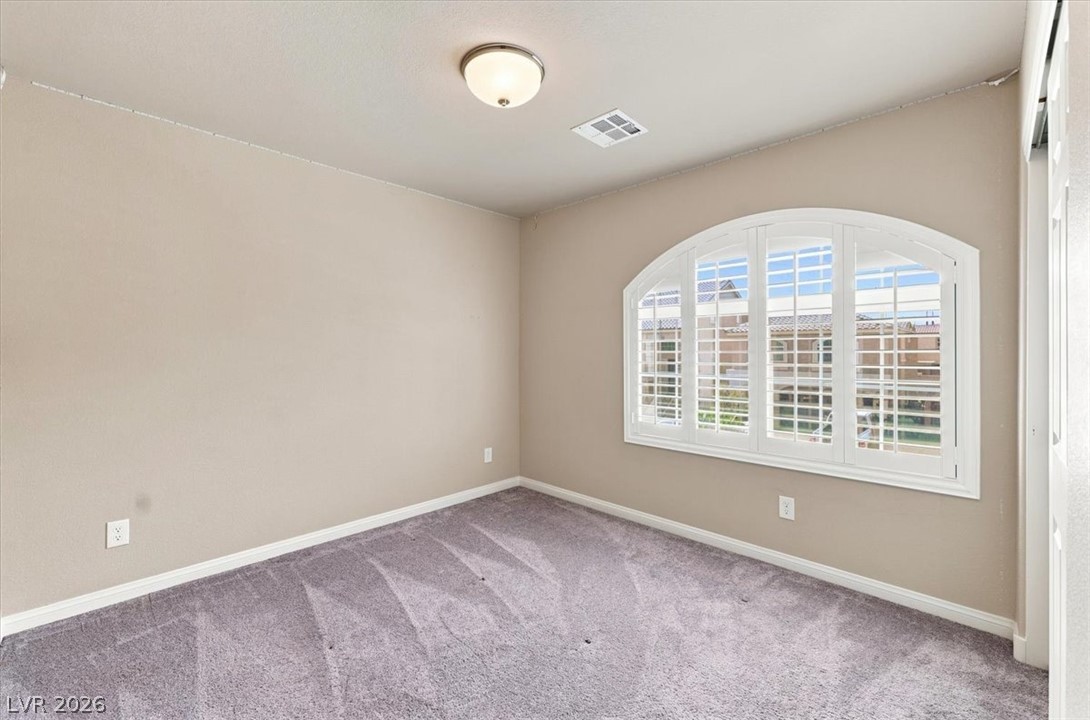 5238 Lake Sonoma Avenue Property Photo 17