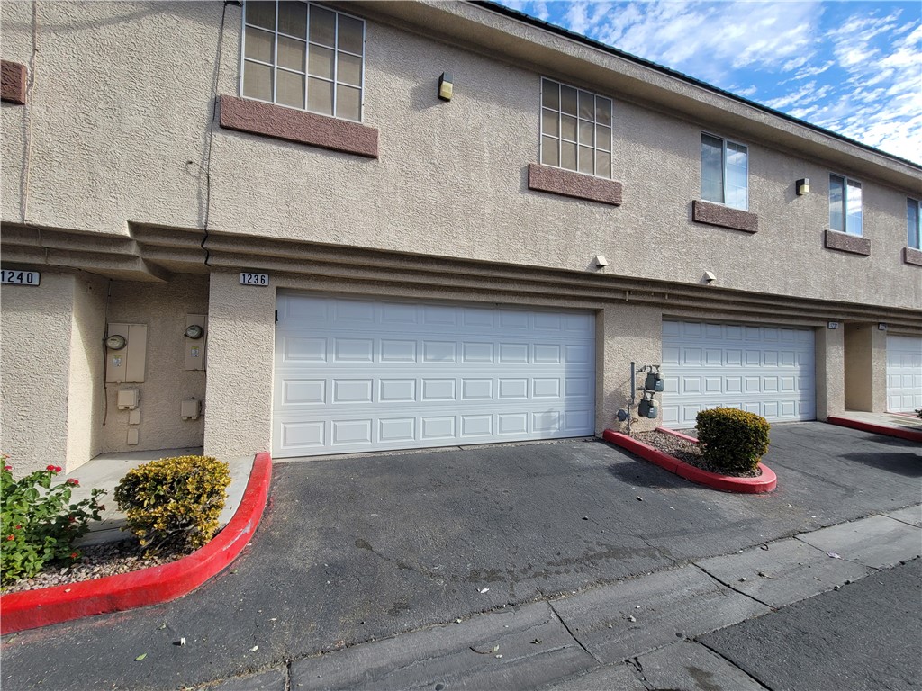1236 Dusty Creek Street N/a Property Photo 8