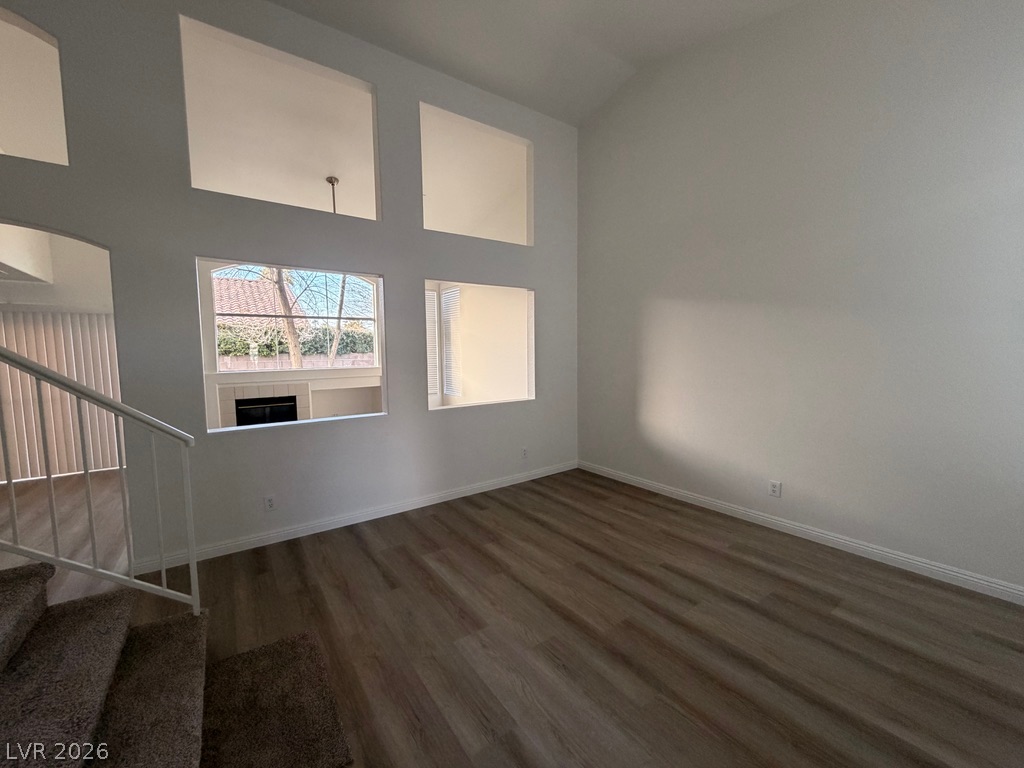 1825 Sierra Oaks Lane Property Photo 2
