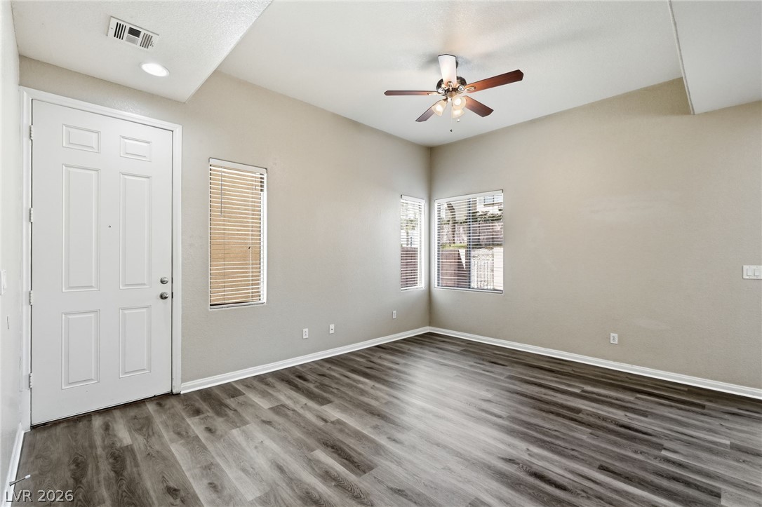 6523 Goldfield Street Property Photo 3