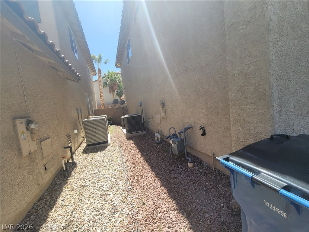 7349 Dolphine Crest Avenue Property Photo 5