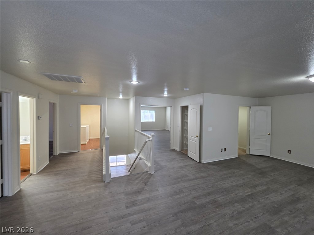 7349 Dolphine Crest Avenue Property Photo 17