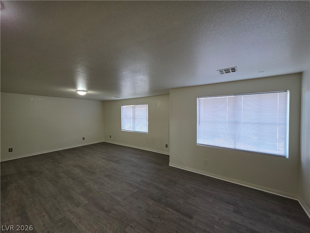 7349 Dolphine Crest Avenue Property Photo 19