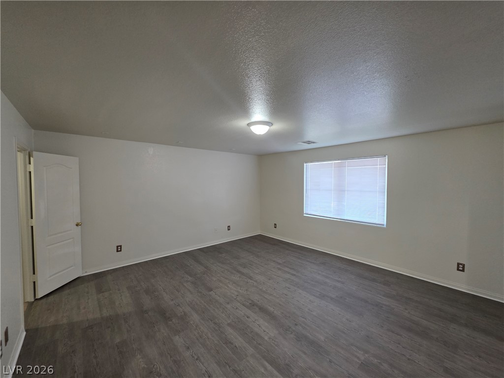 7349 Dolphine Crest Avenue Property Photo 54
