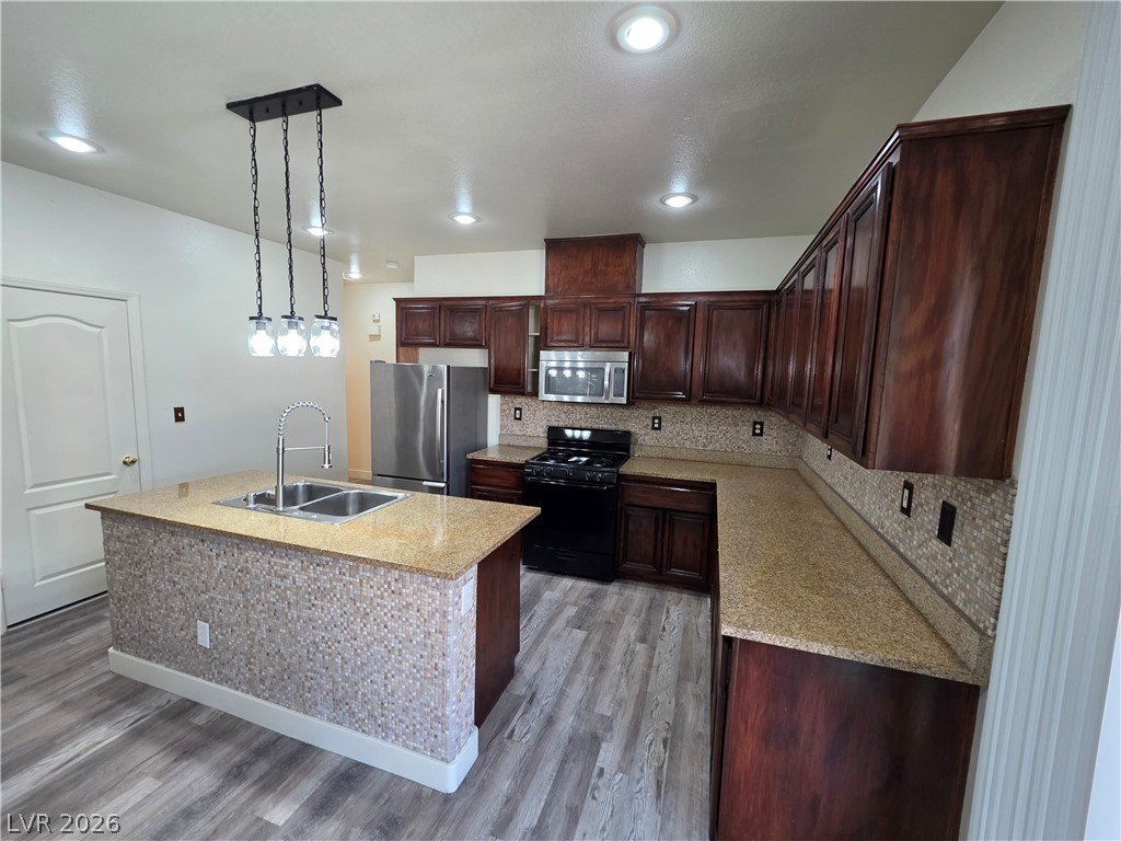 7349 Dolphine Crest Avenue Property Photo 84