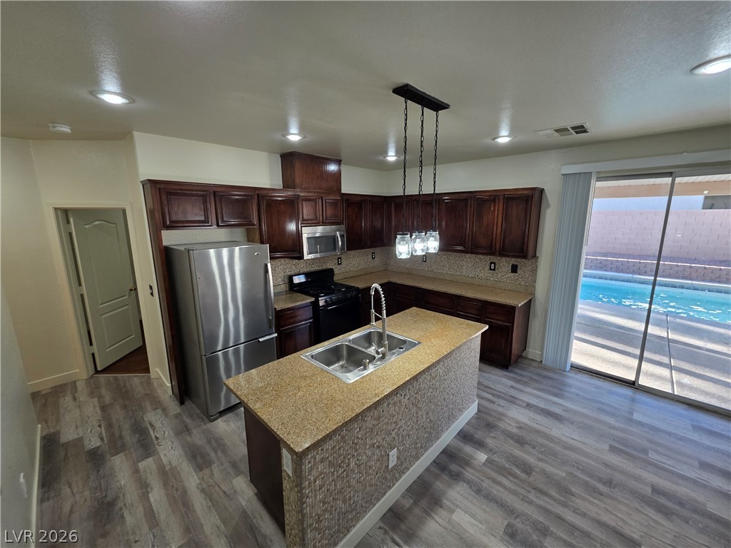 7349 Dolphine Crest Avenue Property Photo 85