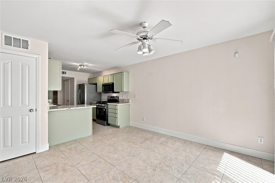 446 Winthrop Place Property Photo 15