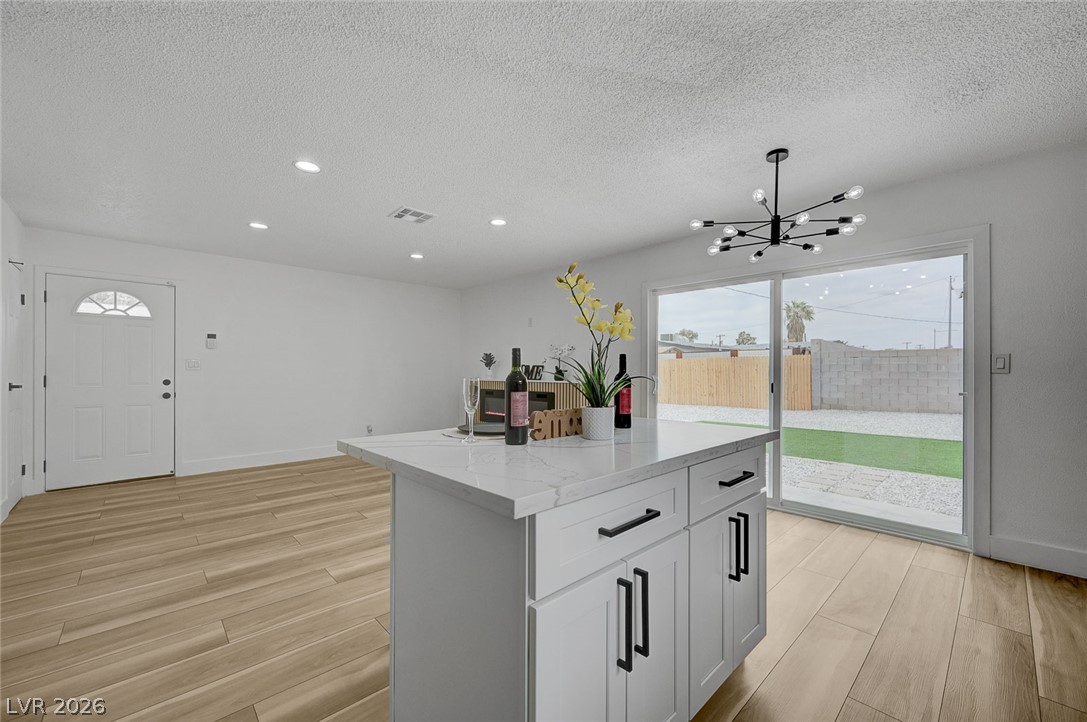 2253 La Puente Street Property Photo 18