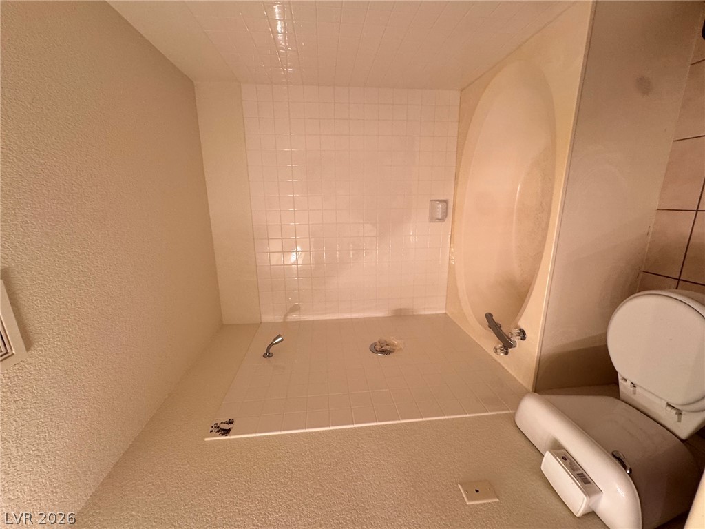 3327 Erva Street 203 Property Photo 15