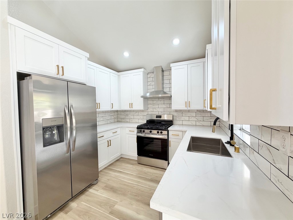 8995 Lillyhammer Court Property Photo 16