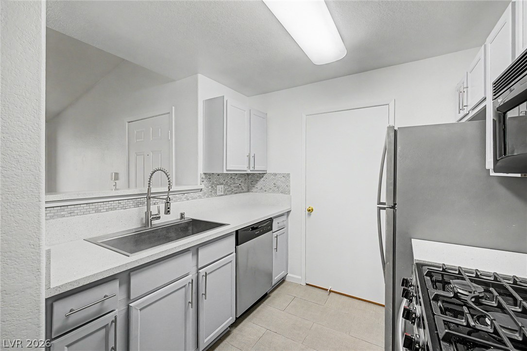 950 Seven Hills Drive 128 Property Photo 12