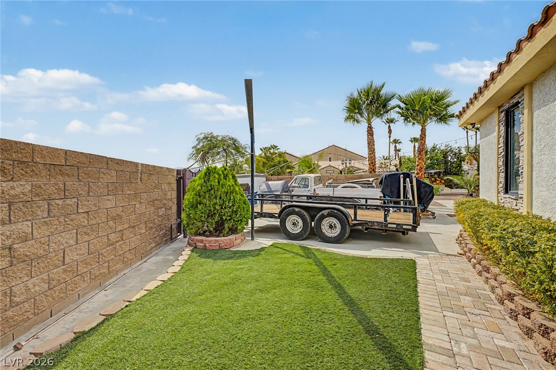 8985 South Tenaya Way Property Photo 44