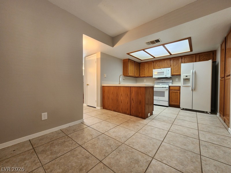 2813242 Property Photo 3