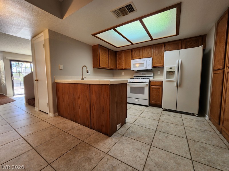 2813242 Property Photo 4
