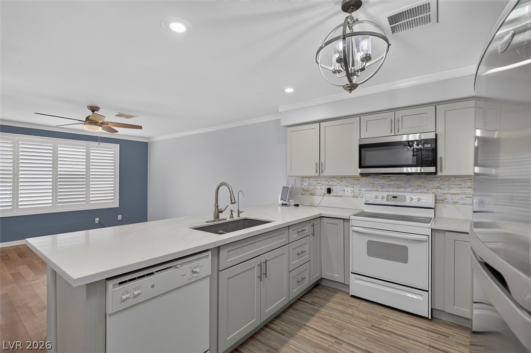 1710 Pershing Avenue Property Photo 14