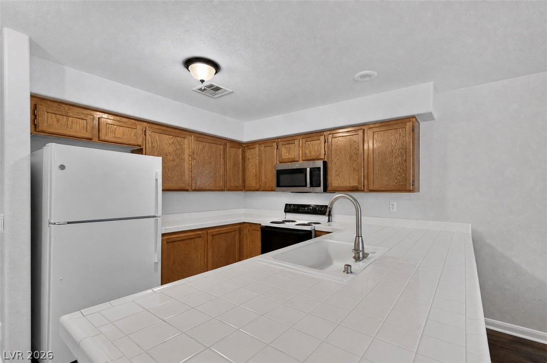1710 Pershing Avenue Property Photo 54