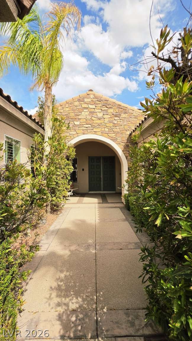 7290 Sea Anchor Court Property Photo 3