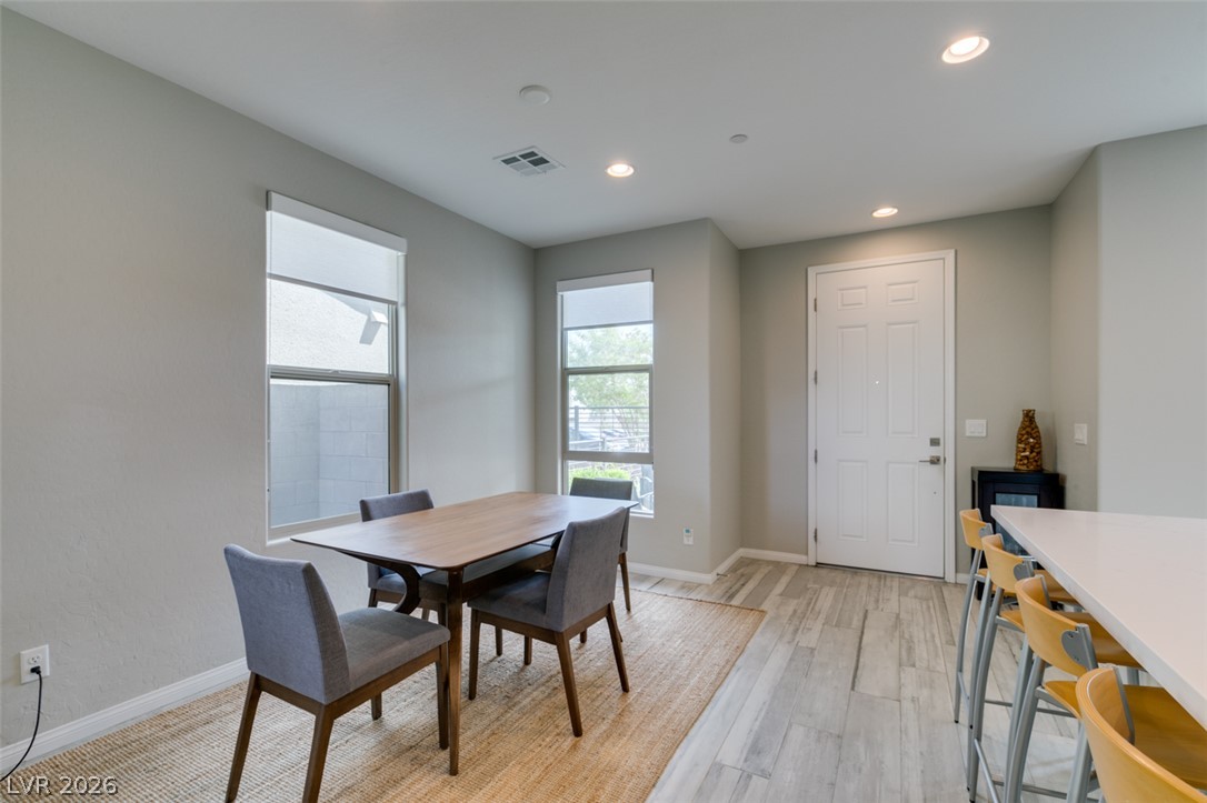 11755 Emerald Lake Avenue Property Photo 18