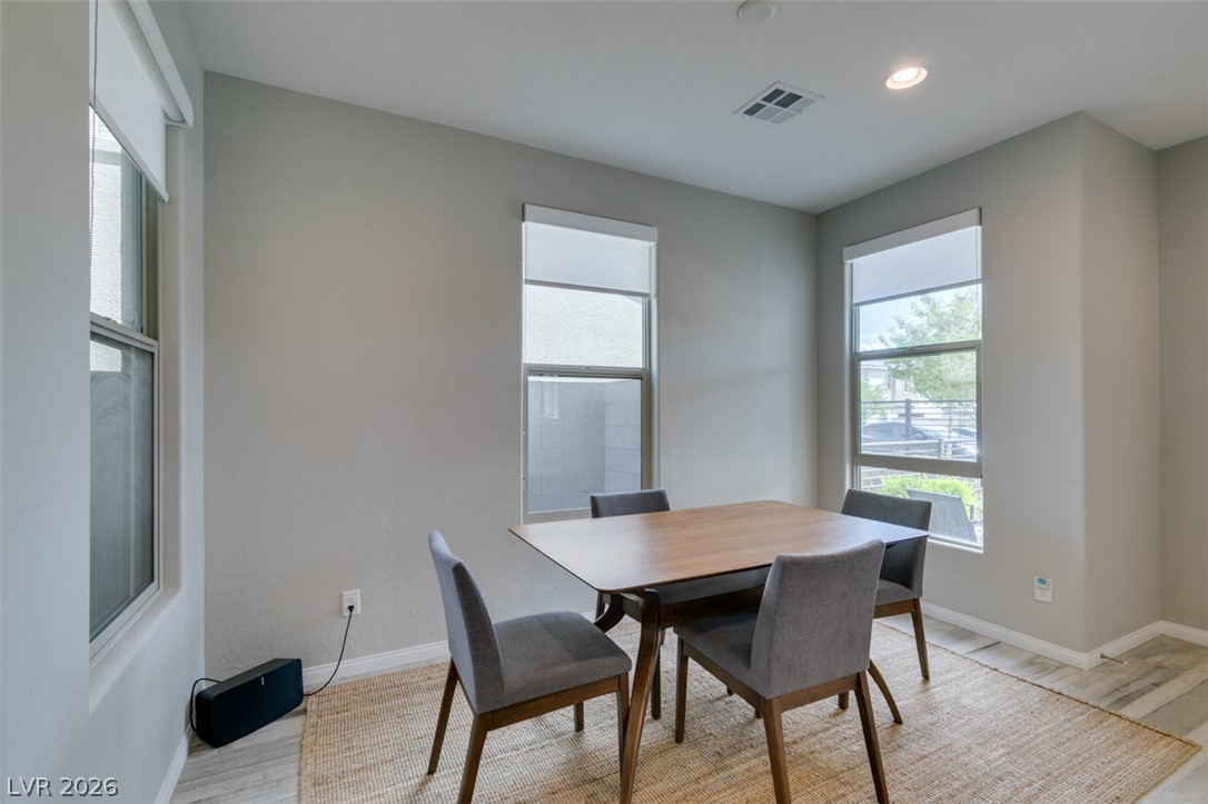 11755 Emerald Lake Avenue Property Photo 19