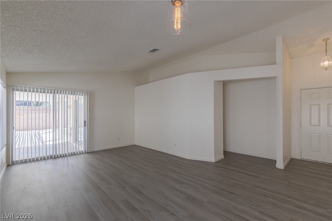 2803 Mirage Road Property Photo 9