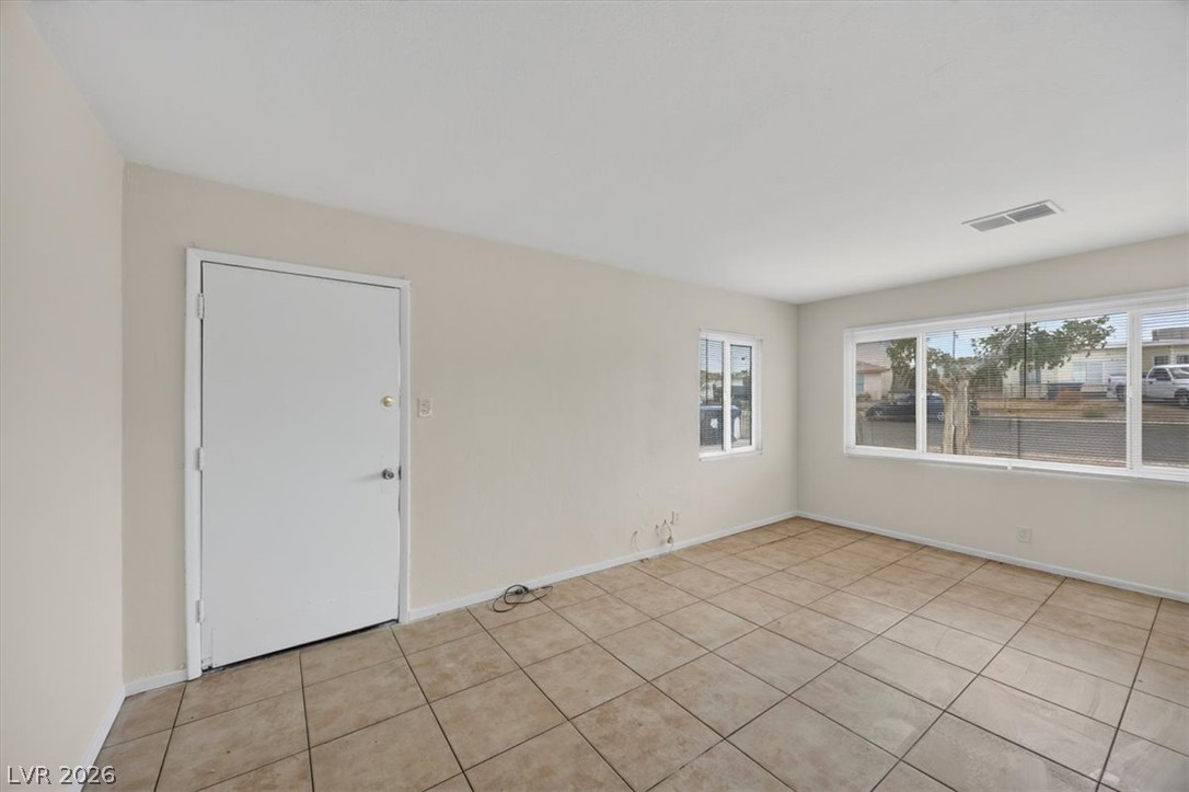 120 West Victory Road Property Photo 14