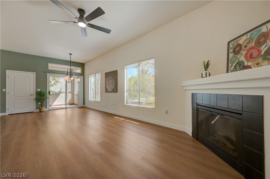 2305 West Horizon Ridge Parkway 814 Property Photo 6
