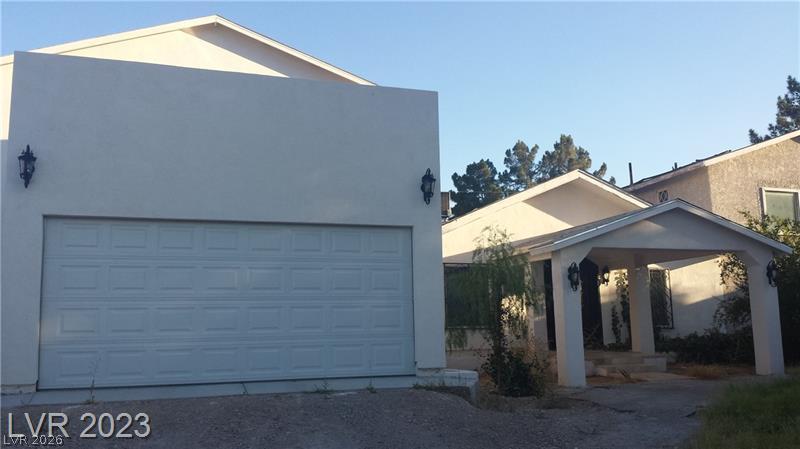 4425 South East Sunflower Avenue Property Photo 1