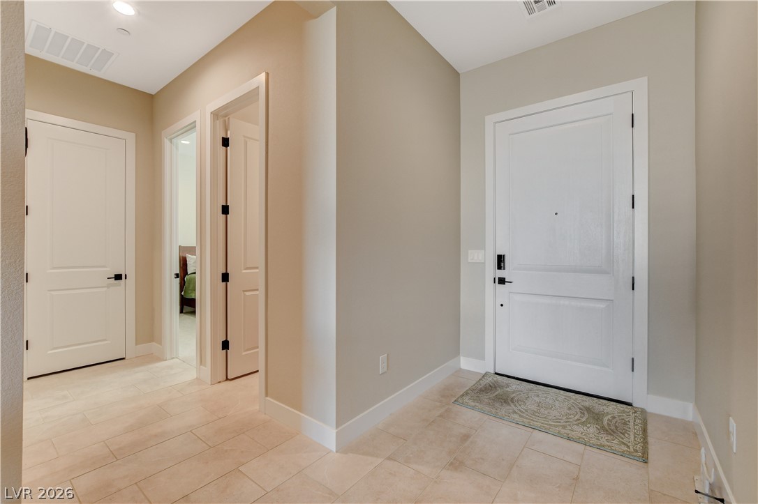 9006 Coastal Oaks Street Property Photo 7