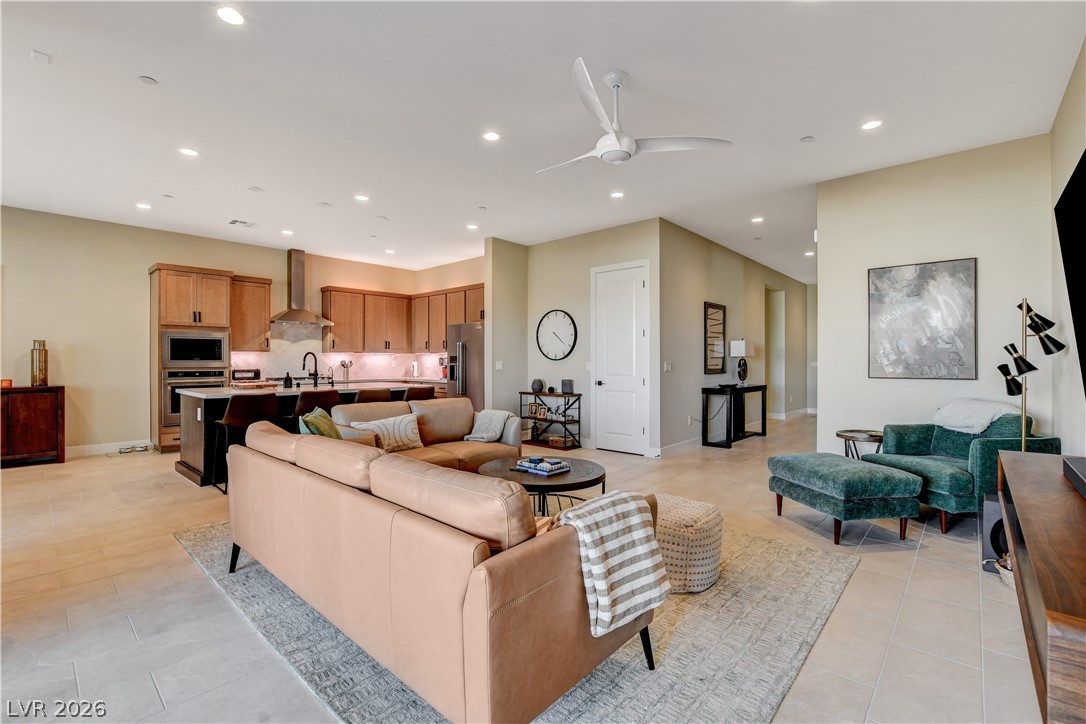 9006 Coastal Oaks Street Property Photo 14
