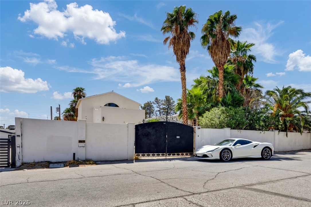 4425 Sunflower Avenue Property Photo 1