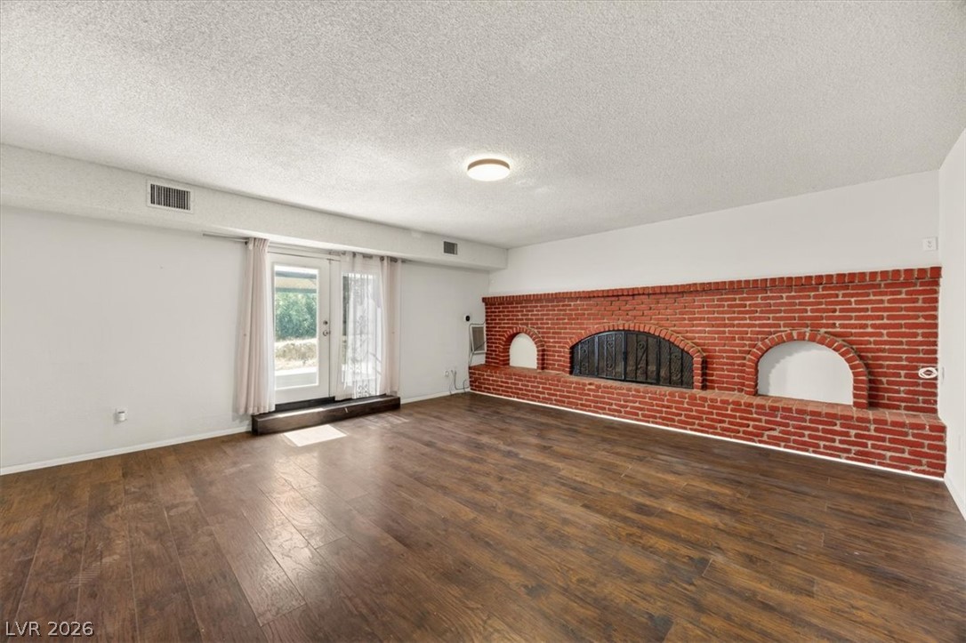 4425 Sunflower Avenue Property Photo 11
