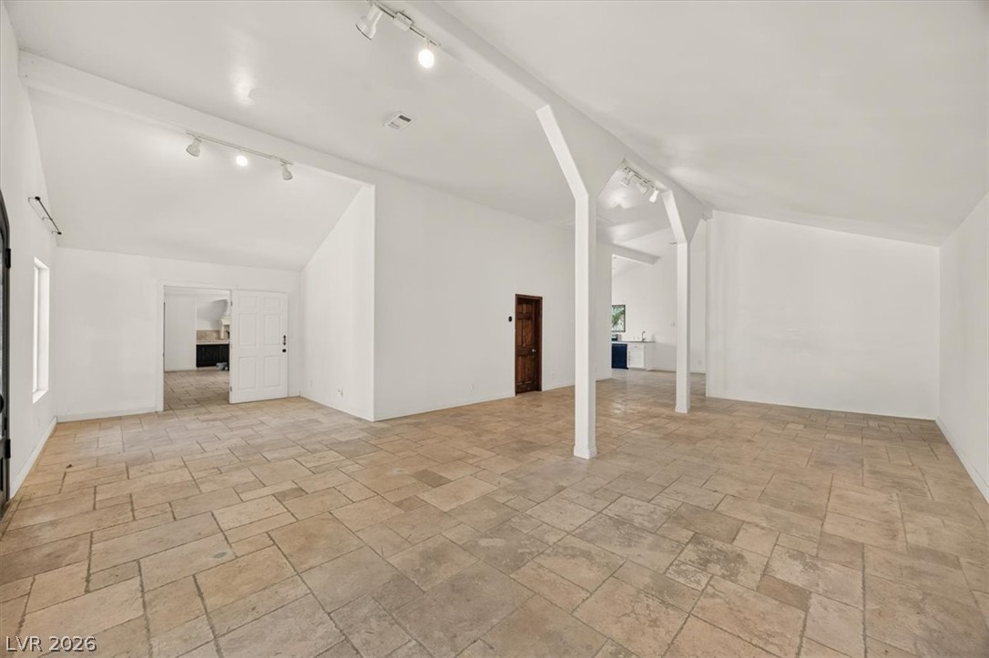 4425 Sunflower Avenue Property Photo 19