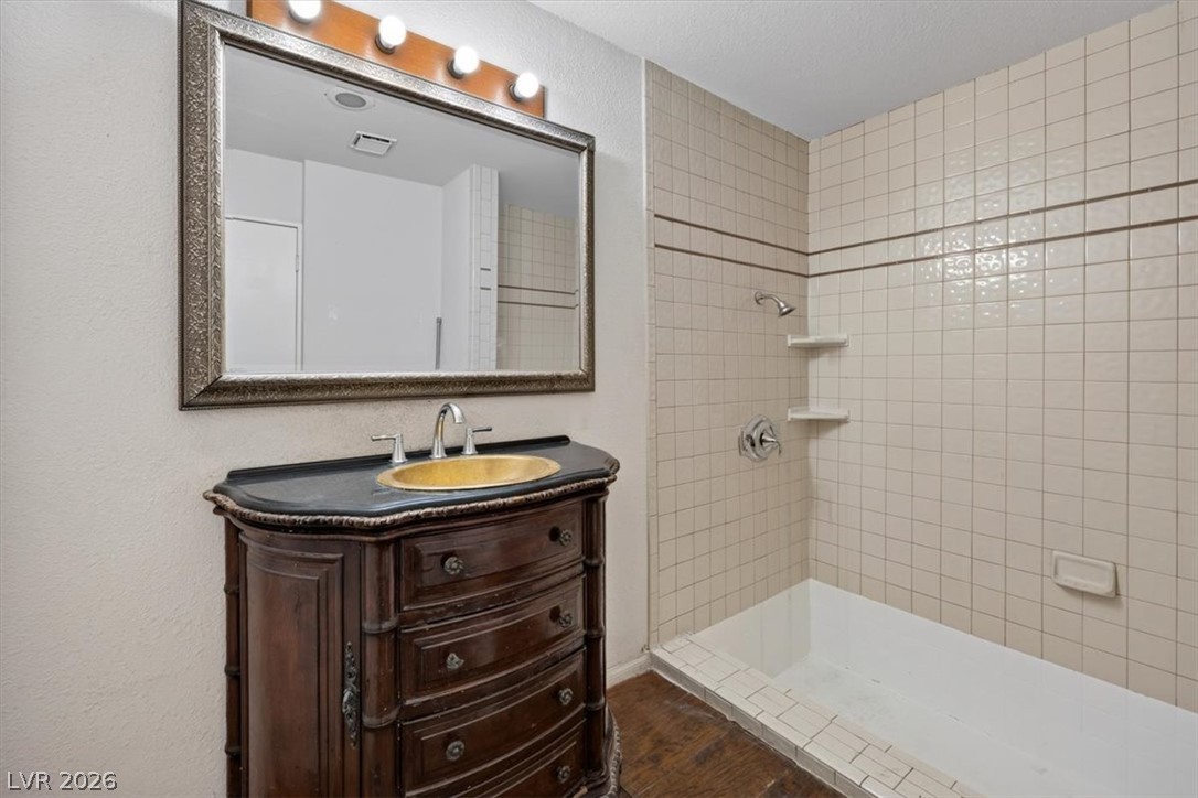 4425 Sunflower Avenue Property Photo 44