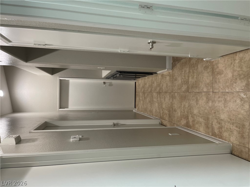 2813295 Property Photo 25