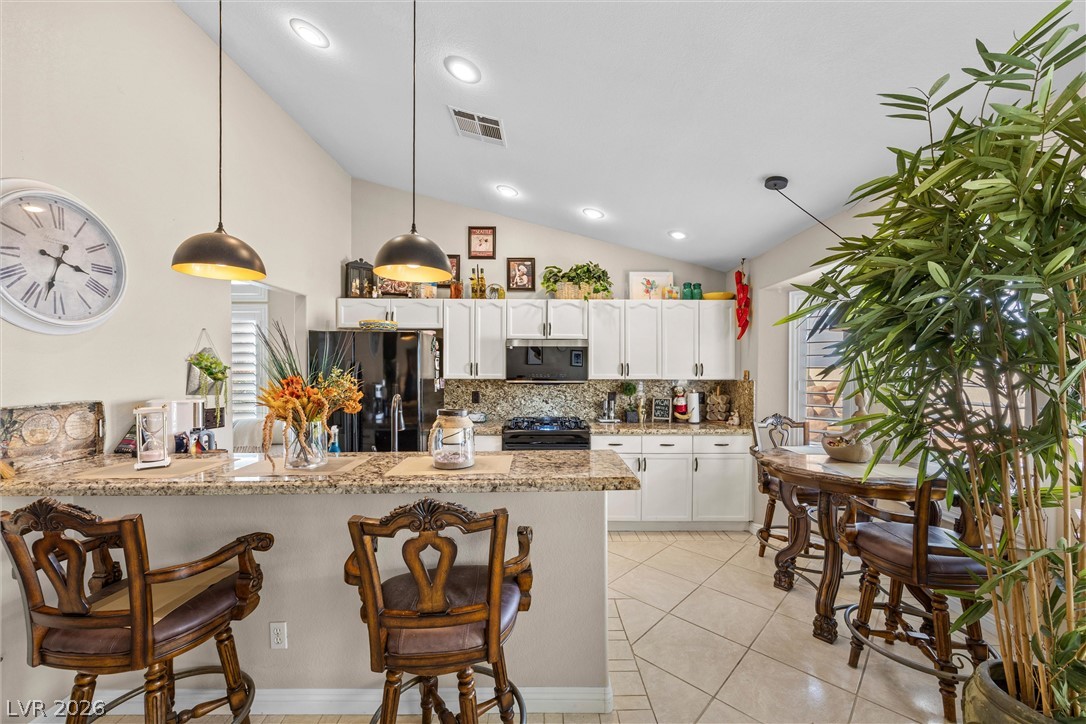 814 Manor Shores Road Property Photo 4