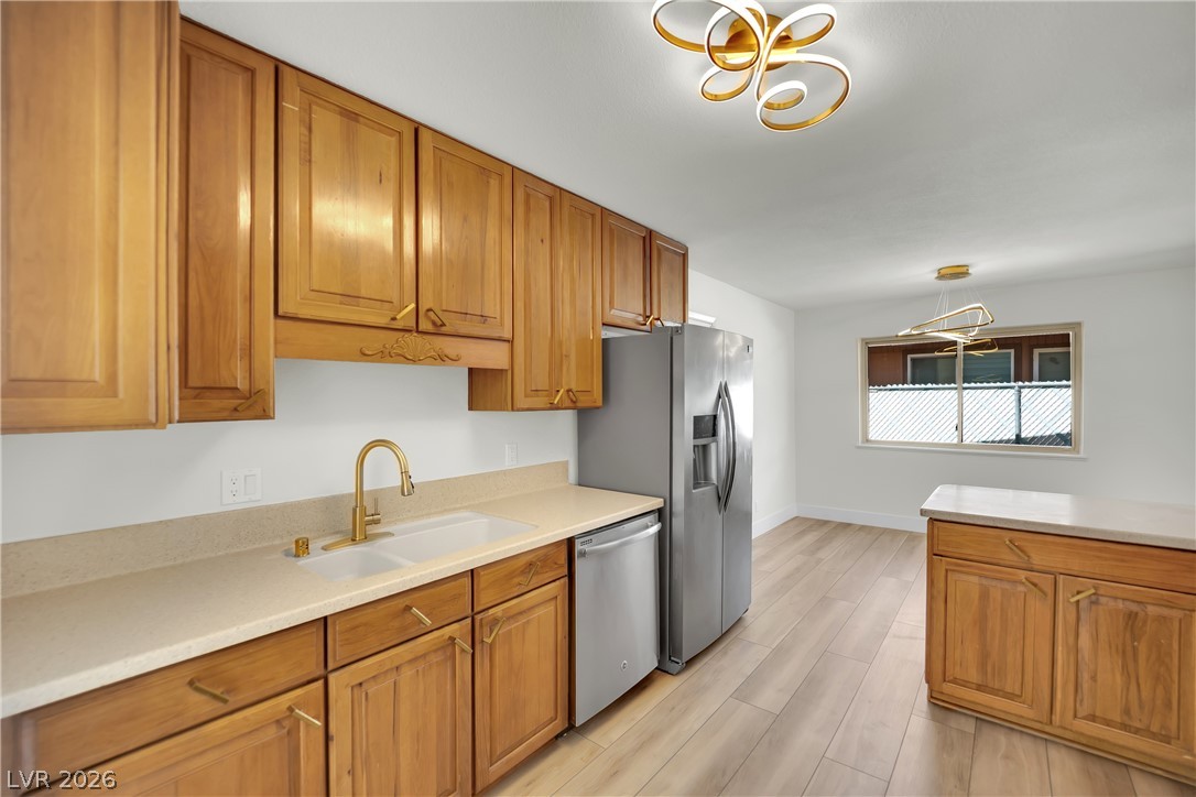 324 Duke Avenue Property Photo 4