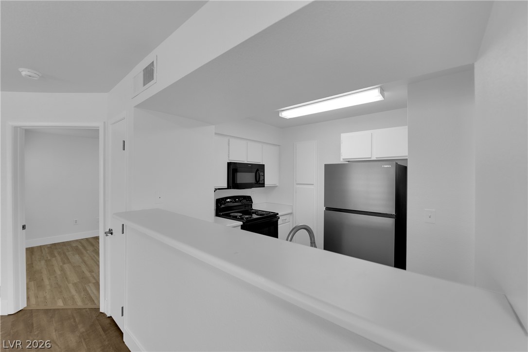 8101 West Flamingo Road 1096 Property Photo 3