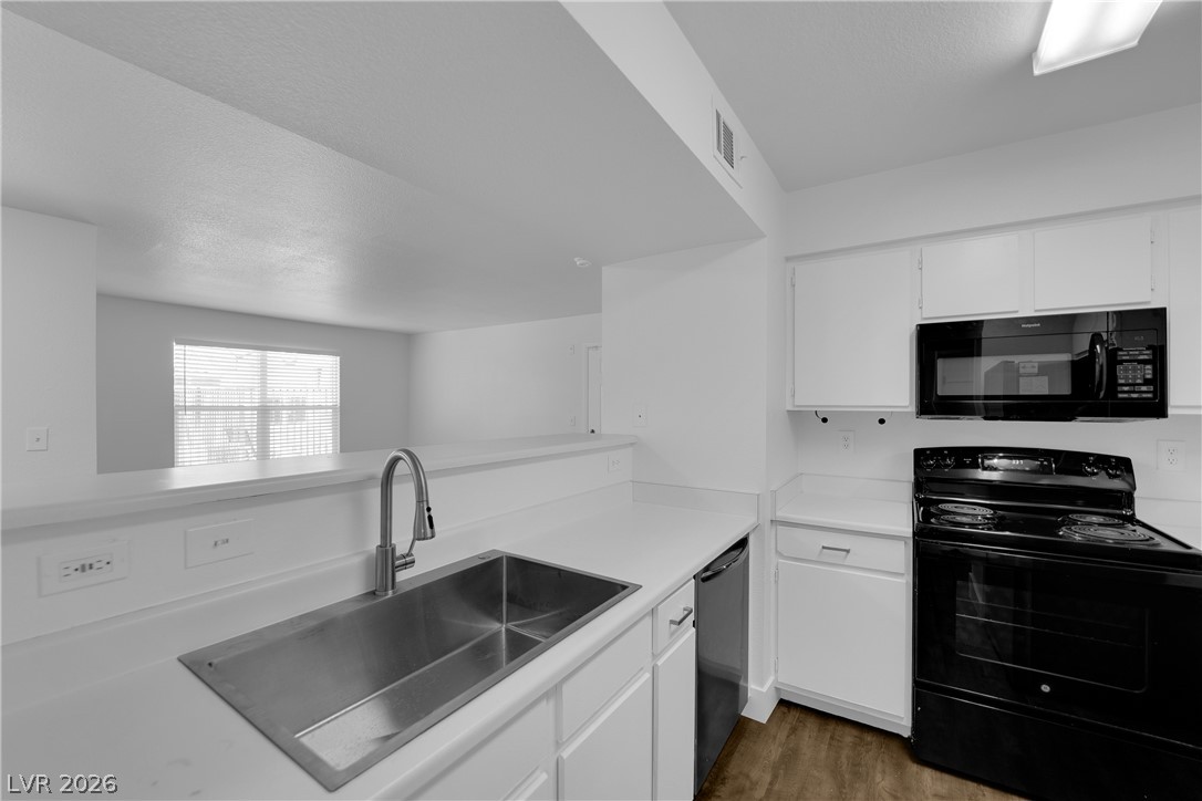 8101 West Flamingo Road 1096 Property Photo 4