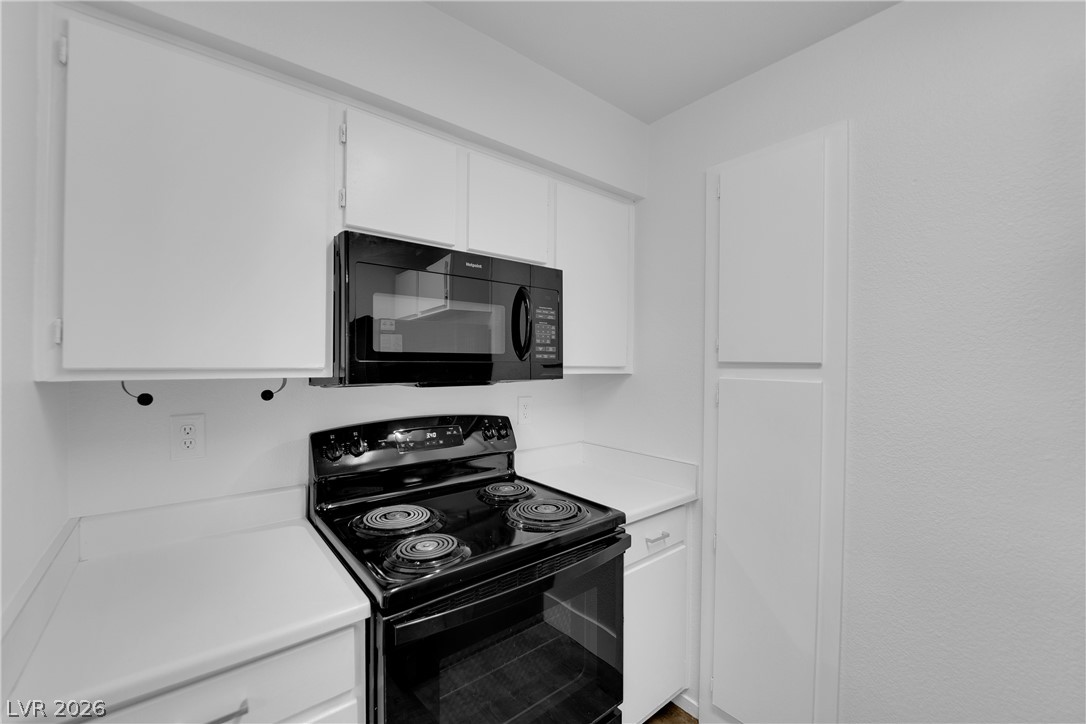 8101 West Flamingo Road 1096 Property Photo 6