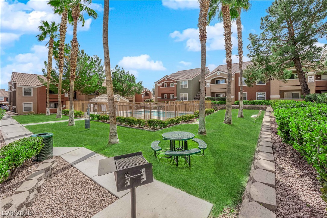 8101 West Flamingo Road 1096 Property Photo 17